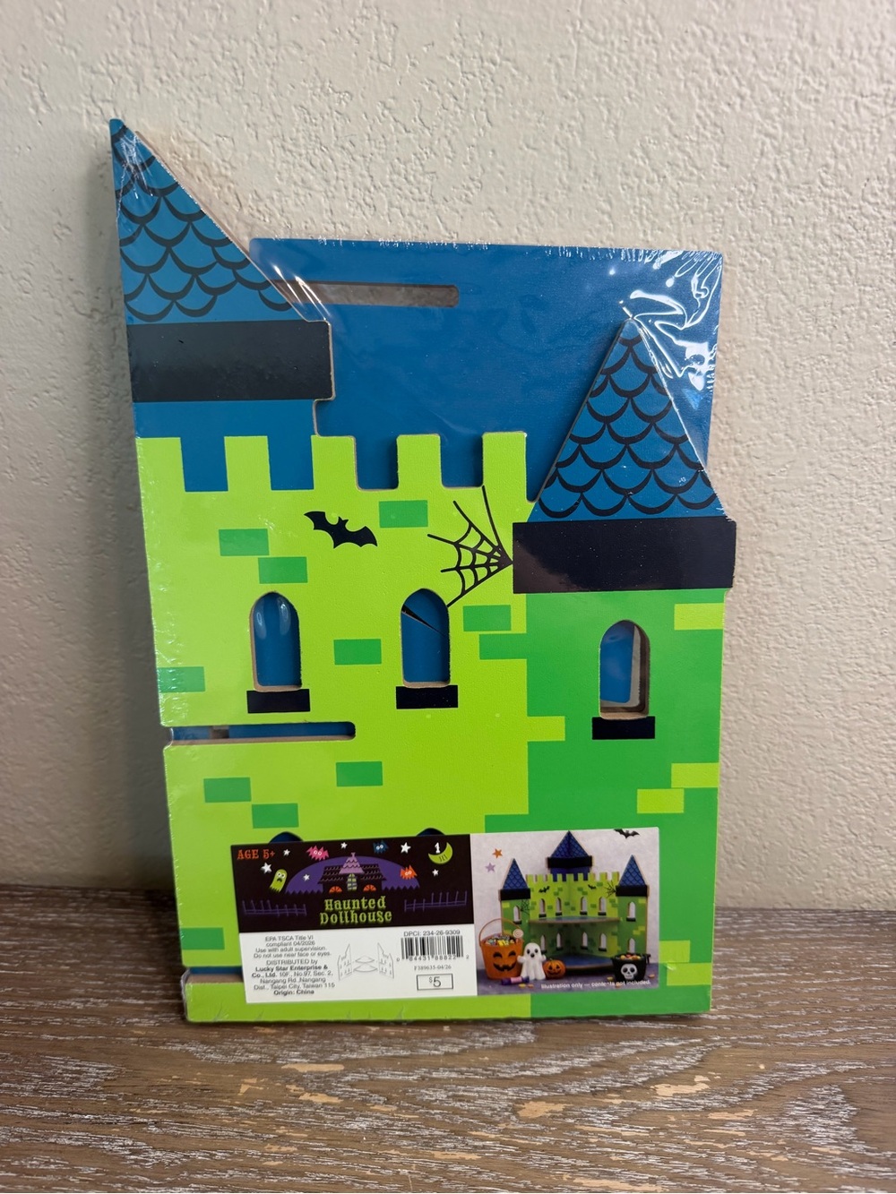 New Target Bullseye Playground Halloween Corner Dollhouse